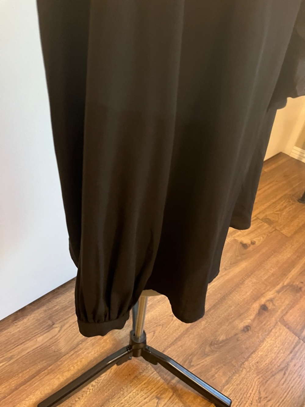 Nili Lotan Black Ruffle-Trim Silk Blouse - Picture 4 of 6